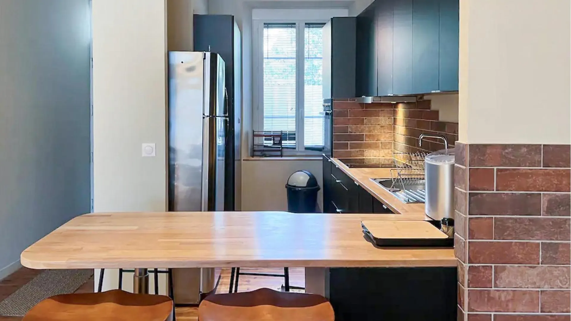 Amazing Home In Bourg Les Valence With Kitchen 0*, Bourg-les-Valence
