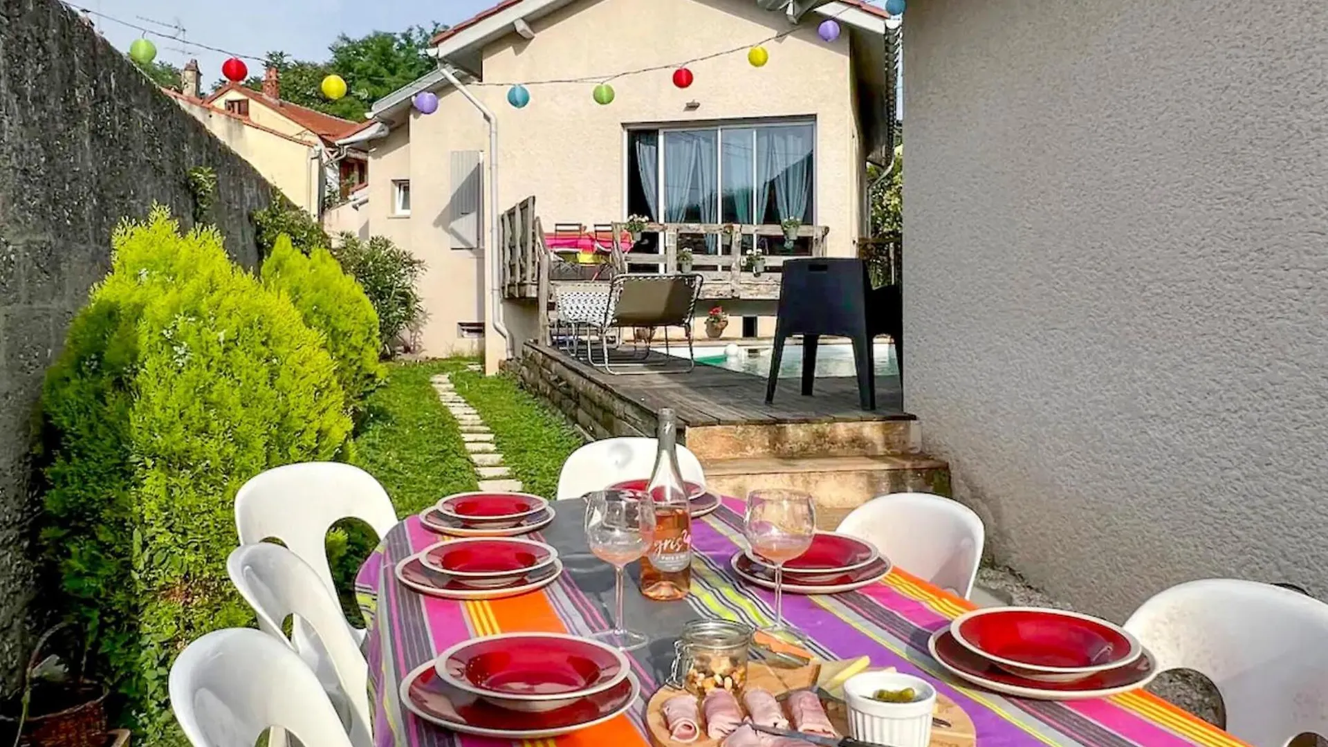 Amazing Home In Bourg Les Valence With Kitchen